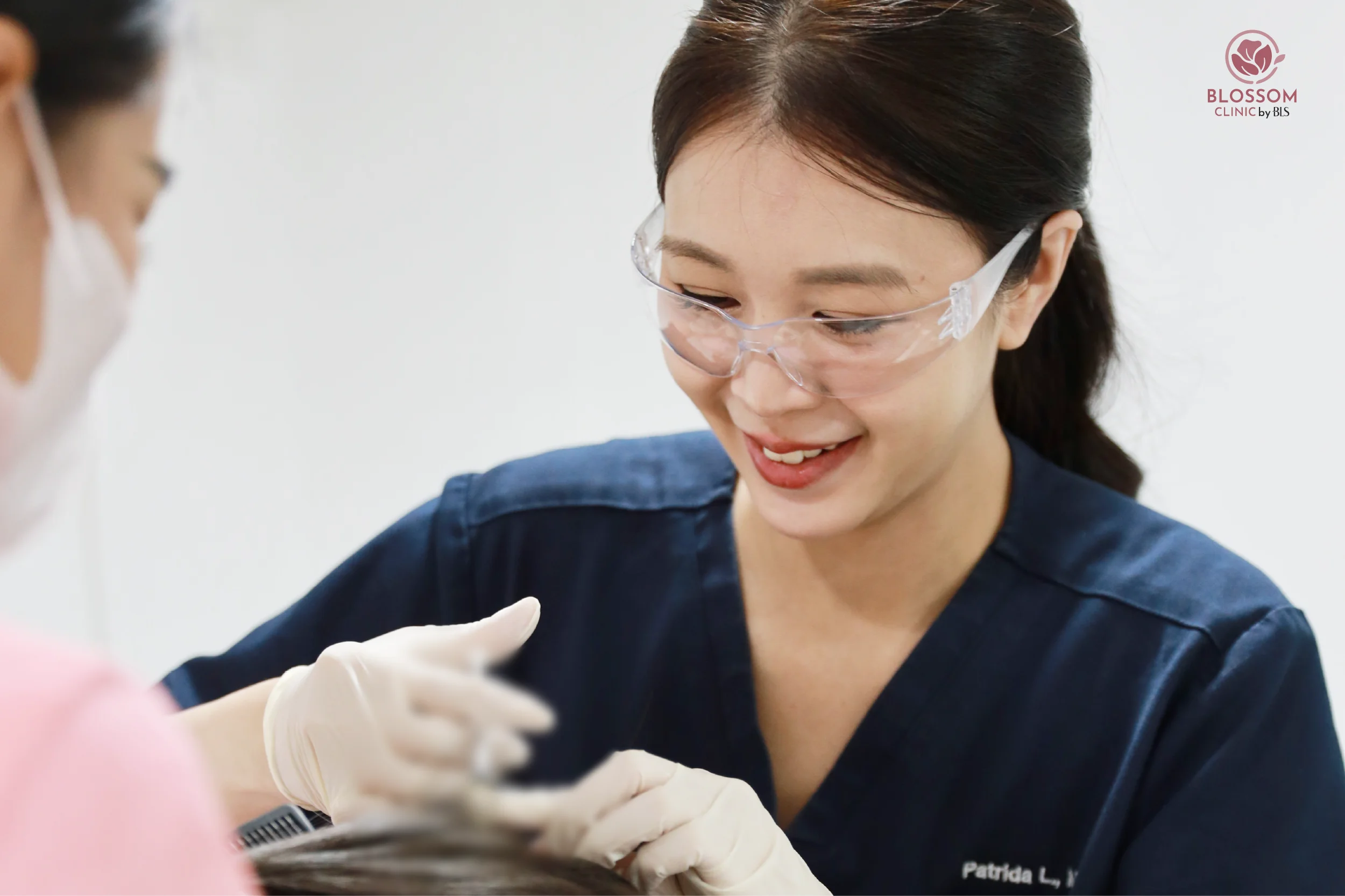 หมอแพทรู้สึกขอบคุณคนไข้ทุกคนที่ให้ความไว้วางใจ Blossom Clinic