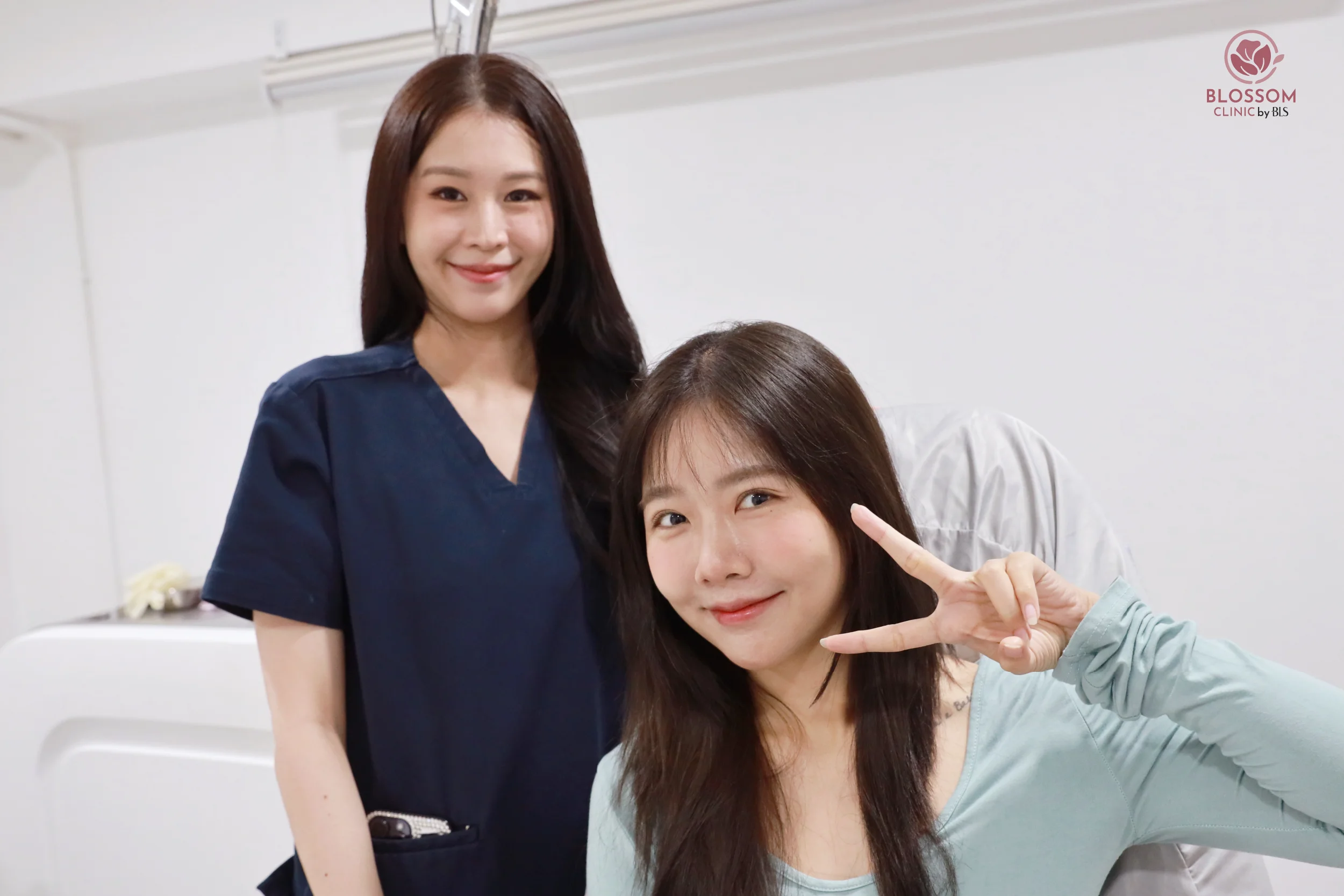 หมอแพทรู้สึกขอบคุณคนไข้ทุกคนที่ให้ความไว้วางใจ Blossom Clinic