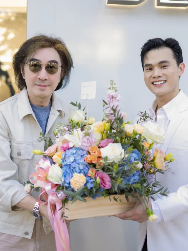 BLS & Blossom มุ่งมั่นสู่การเป็นผู้นำด้านศัลยกรรมย้อนวัย ยกกระชับใบหน้าย้อนวัย ด้วยการผ่าตัดดึงหน้า ดึงคอ ปลูกผม ศัลยกรรมหน้าอก และการดูแลผิว