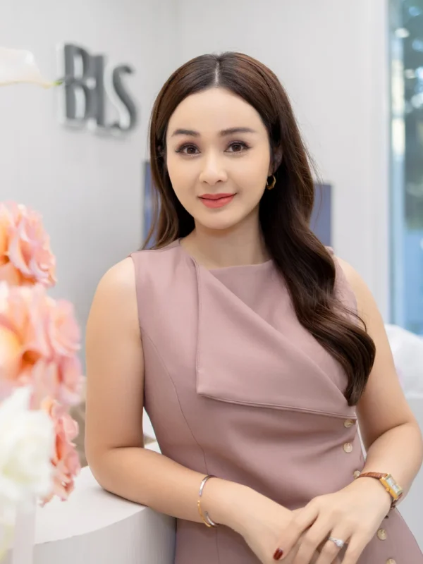 BLS & Blossom มุ่งมั่นสู่การเป็นผู้นำด้านศัลยกรรมย้อนวัย ยกกระชับใบหน้าย้อนวัย ด้วยการผ่าตัดดึงหน้า ดึงคอ ปลูกผม ศัลยกรรมหน้าอก และการดูแลผิว