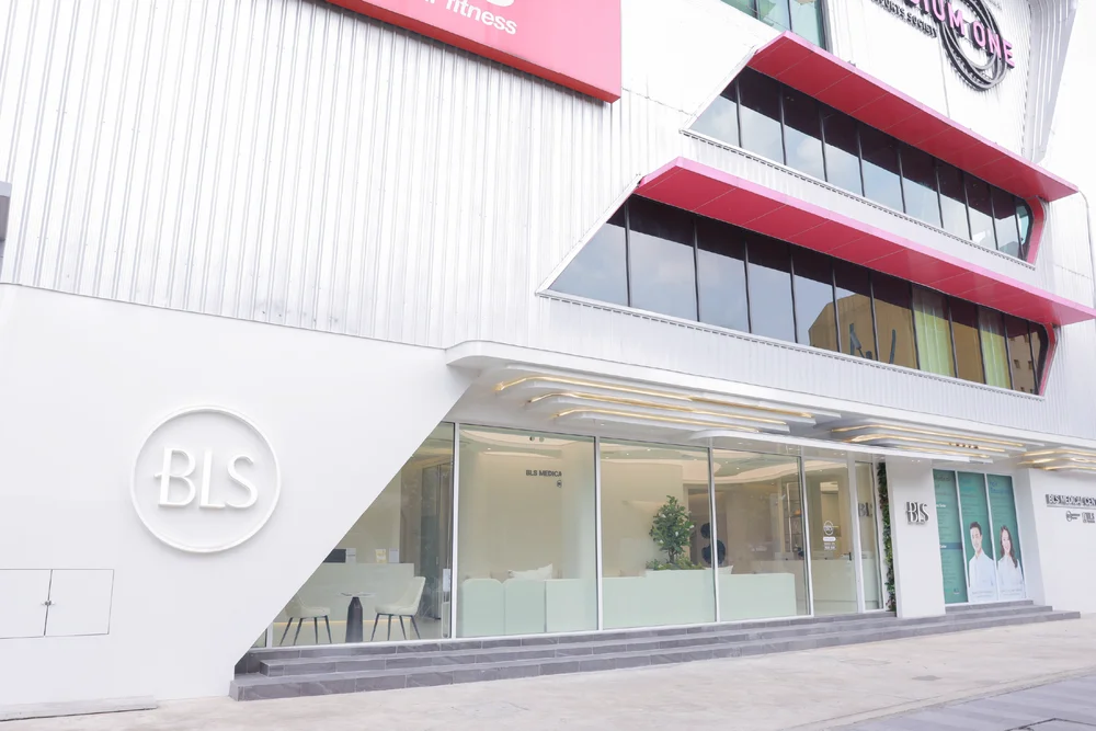 Blossom Clinic Stadium One คลินิกเสริมความงามใกล้ฉัน