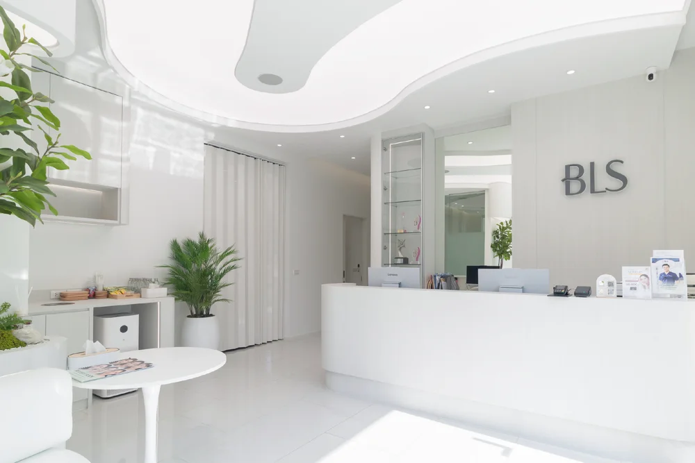 Blossom Clinic Stadium One คลินิกเสริมความงามใกล้ฉัน
